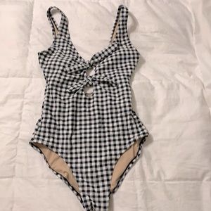 Old Navy Swimsuit Size XS